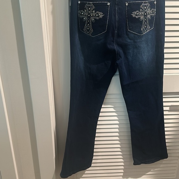 NWT One Republic For All Hogh Rise Boot Cit Jean with Jeweled Back pockets - 16W - Picture 8 of 8